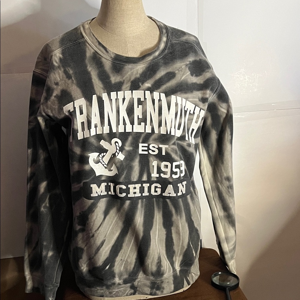 😄Comfort colors Tye dye sweatshirt Frankenmuth